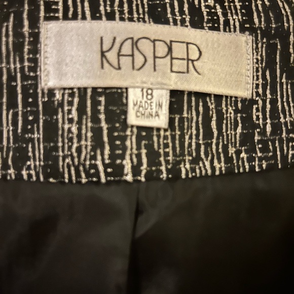 Kasper dress suit - Picture 6 of 6